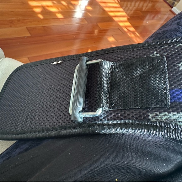 Fire Team Fit weight lifting belt.  Size small.  Barely used. - Picture 2 of 4